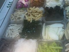 -红渡小香·牛肉麻辣香锅(车站南路店)