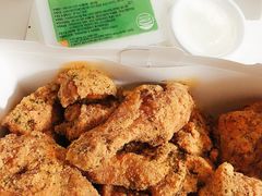 -BHC炸鸡(明洞总店)