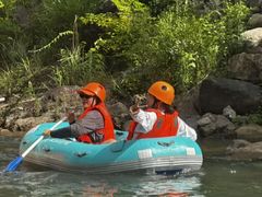 -安吉龙王山峡谷漂流