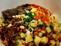 金牌肉臊子面四合一-黎一碗大碗手工面(城市立方店)