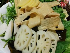 -宽板凳老灶火锅(南礼士路店)