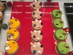 -Salon de The de Joel Robuchon(外滩18号店)