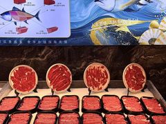 -雍容荟帝王蟹活龙虾展台自助(IFS黑金店)