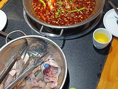 -小饕荟雅安贡椒鱼鲜馆(广福桥店)