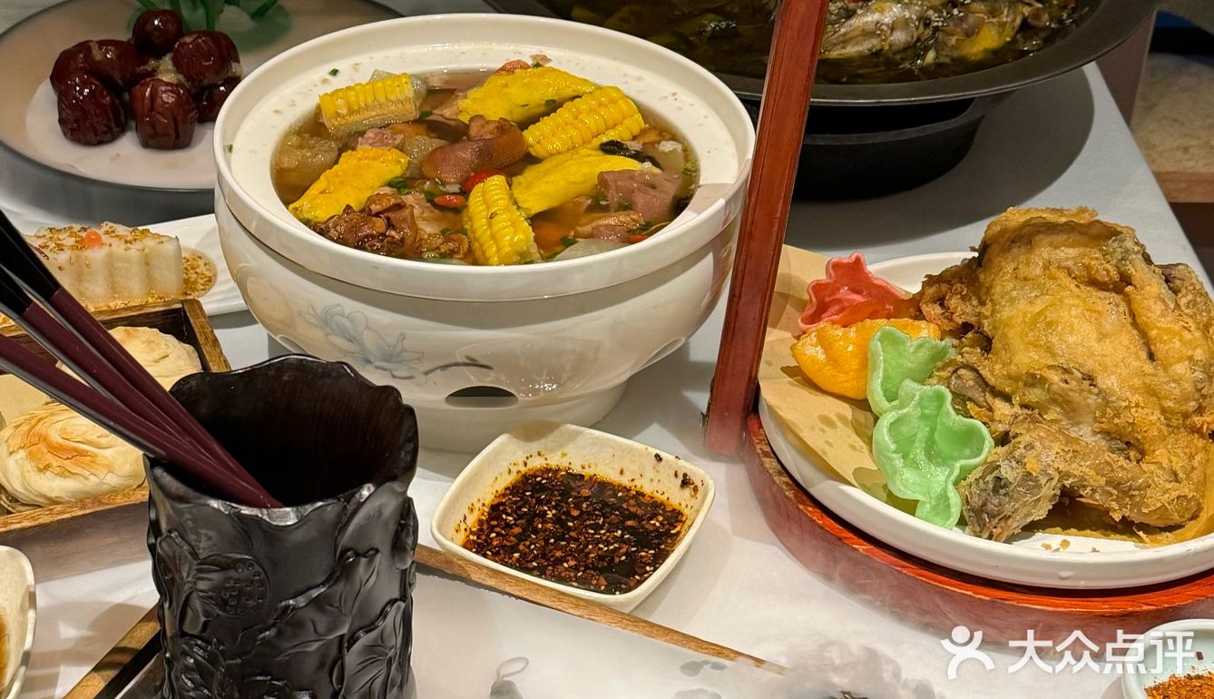 来西安下高铁直奔这家陕菜。。。