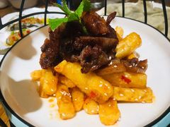 -东来菜馆•手抓海鲜家常菜•海鲜锅贴(鸽子窝店)