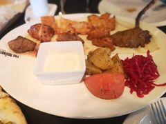 -Efes Turkish & Mediterranean Cuisine 艾菲斯餐厅(陆家嘴店)