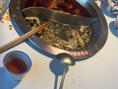 -卤校长重庆火锅(国兴店)