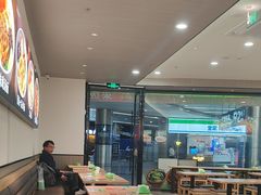 -蒙自源米线大王(东站店)