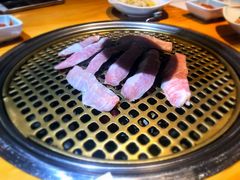 猪颈肉-唯成•韩国炭火烤肉 유성고기