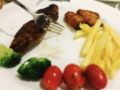 -斗牛士牛排餐厅(世欧王庄店)