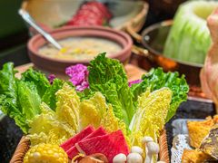-得意咚瓜·顺德鱼生·冬瓜火锅(深圳首店)