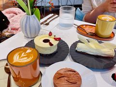 -潮一不贰·法式甜品·生日蛋糕·西式简餐(外滩店)