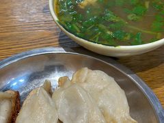 -黄阿姨锅贴大王(万航渡路店)