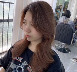 点击看大图 -COMO SALON 烫染可茉发型