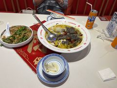 -禄鼎记·多口味酸菜鱼(凯德广场店)