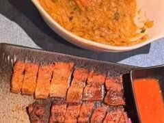 -香巴拉云南餐厅(华莱坞店)