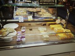 -万利隆·活力烘焙(人民路店)