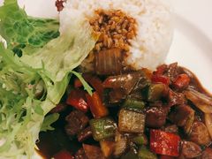 黑椒牛肉粒饭-疯克大象美式烤肉餐厅