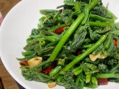 -黄泥岗·地道湖北菜(奥特莱斯店)