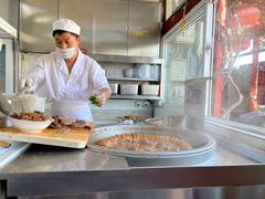 自助取餐区-陈记卤煮小肠