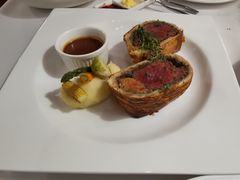 -塞纳河法国餐厅(意式风情街店)