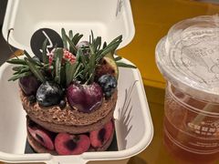 -W COLLECTIVE  DESSERT SHOP