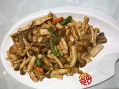 -添福来墨鱼饺子 · 海鲜东北菜(大连星海·黄浦路店)