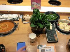 -呷哺呷哺 黄金牧场 (新中关购物中心店)