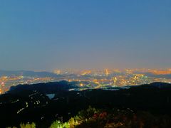 -定都峰