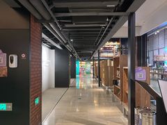 -半山书局(新世纪商城店)
