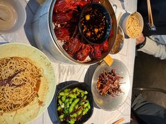 -巴厘龙虾·榜首油焖大虾(音乐学院·沿江酒馆店)