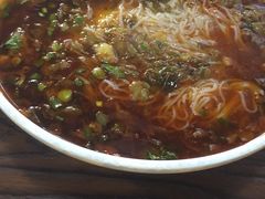-杨家米粉(千禧公寓店)