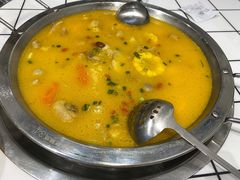 -晓彭肥肠鸡·泡椒鸡火锅(水木天地店)