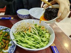 -八爷手擀炸酱面(天津总店)