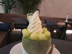 哈密瓜冰淇淋-玲婧胡同·生日蛋糕·餐厅(嘉里城店)