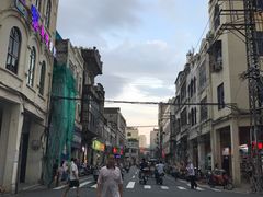 -海口骑楼小吃街