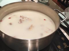 -捞王锅物料理(上海世茂广场店)