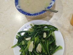 -尕有炕锅烤羊肉