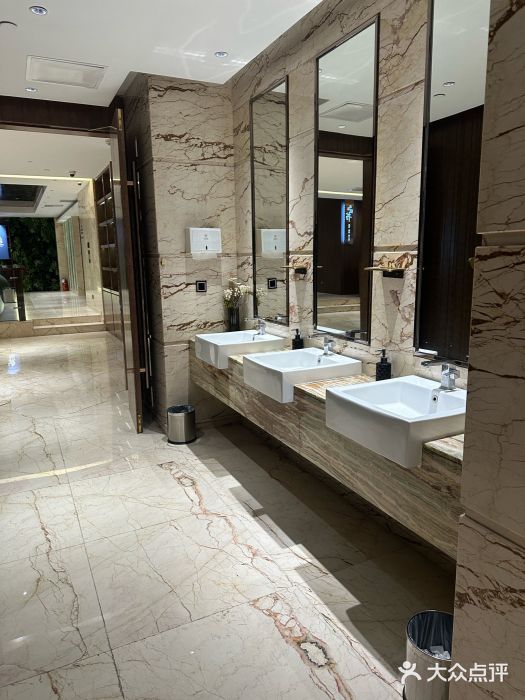 天泊圣汇洗浴图片