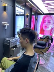 -藤野造型•烫染专业店