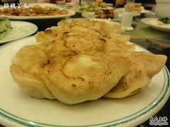 羊肉西葫芦馅锅贴-鸿宾楼(展览馆路店)