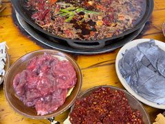 -黄潇洒老火锅(九眼桥宏济巷店)