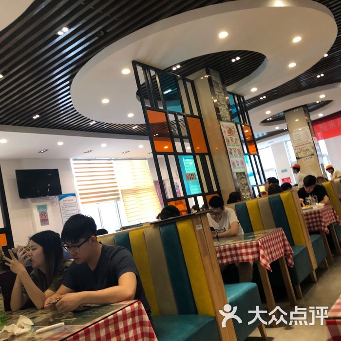 北方工业大学食堂图片