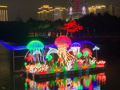 -万绿园