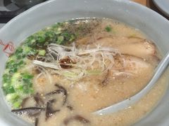 -Lia Cafe Bar Restaurant松山咖啡屋