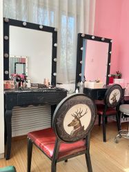 -三河市薇拉风情婚纱摄影店