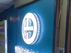 -荒岛实景沉浸密室(江汉路1店)