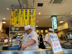 -沼津魚がし鮨(御殿場アウトレット店)