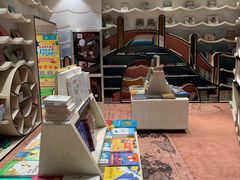-钟书阁(群光广场店)
